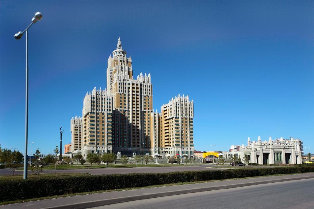 Triumph Apartments Astana Eksteriør bilde